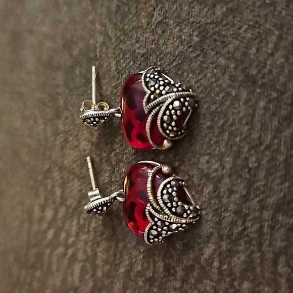ROSS SIMONS Vintage Style Sterling Silver Red Glass Marcasite Drop Post Earrings - Picture 3 of 6